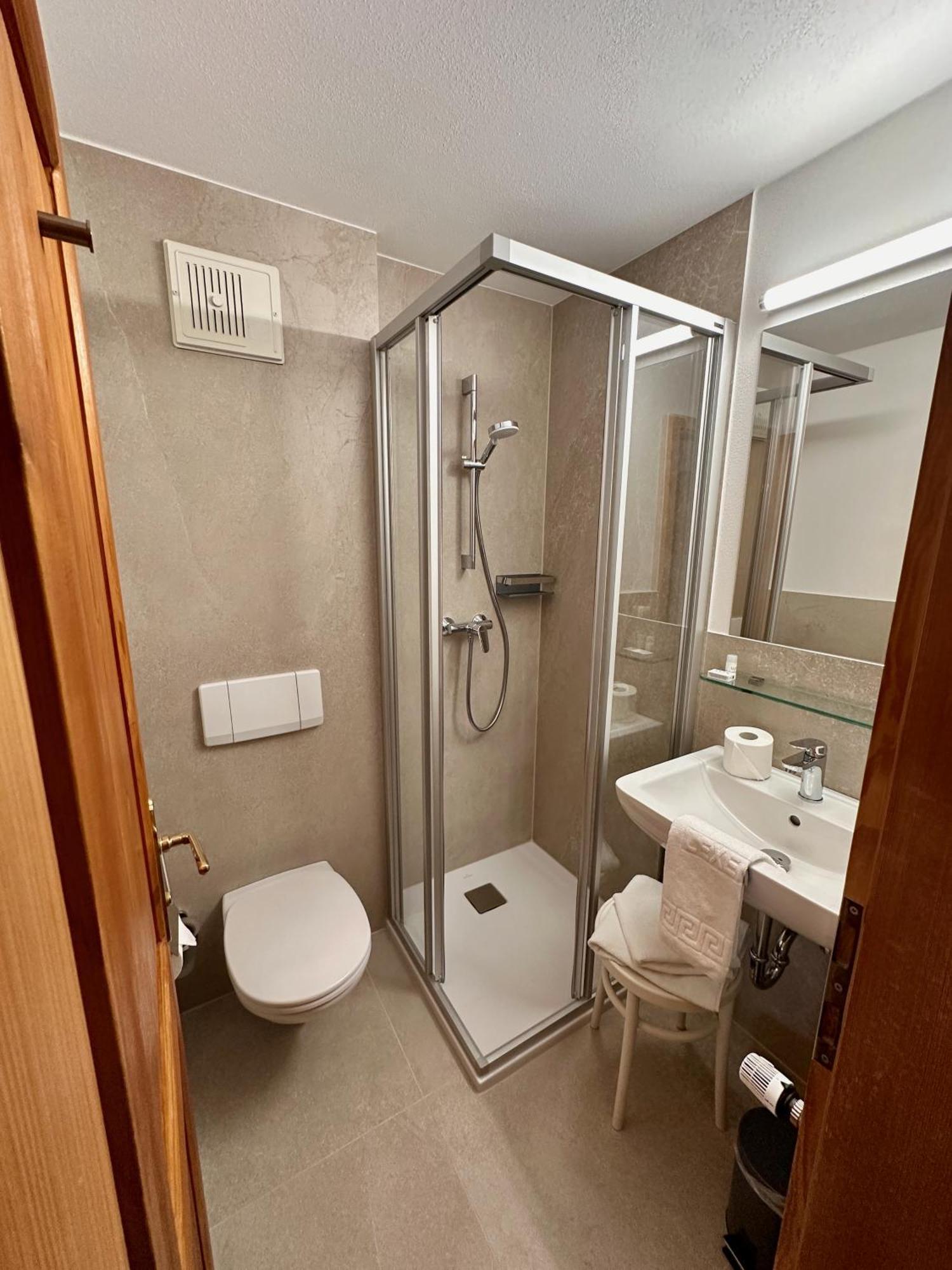 Hotel Lexenhof Nußdorf am Attersee Pokój zdjęcie